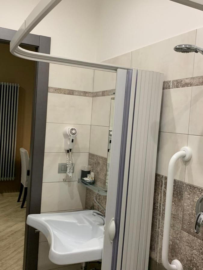 Guesthouse Ughetti 21 Katanya Dış mekan fotoğraf